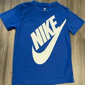 Nike Tshirt (4-5 yr old)
